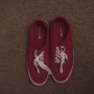 America eagle shoes red